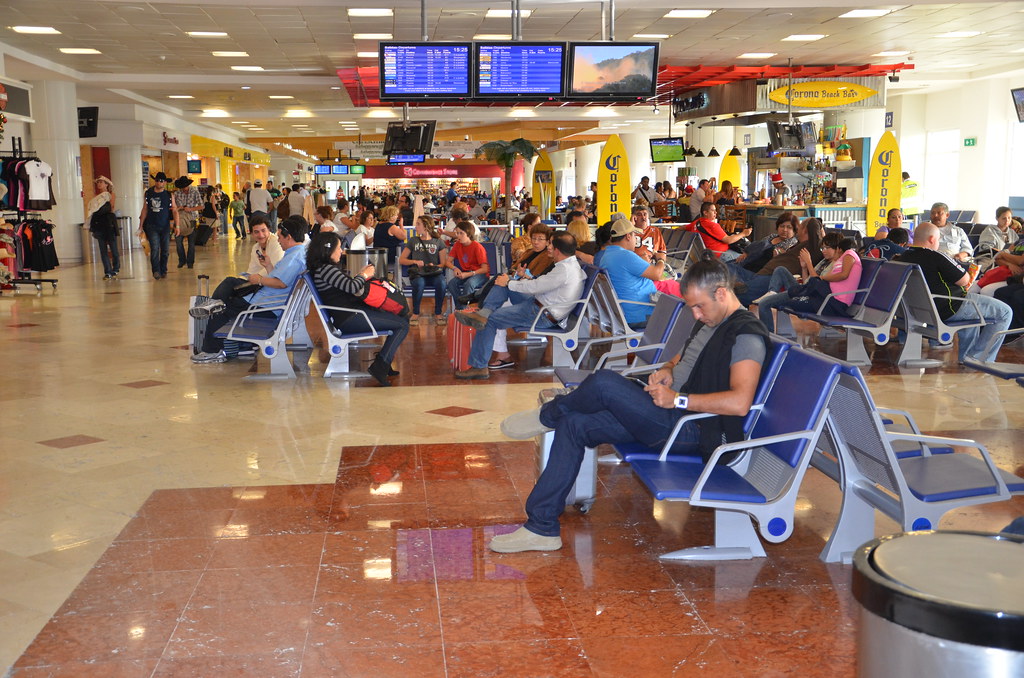 cancun airport