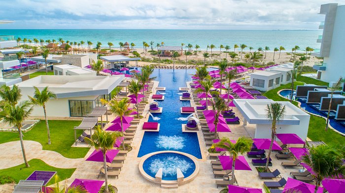 taxi privado a Planet Hollywood Beach Resort Cancun